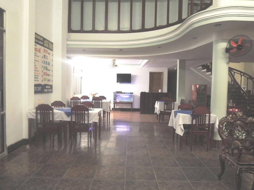 Phoenix Hotel Hue Bagian luar foto